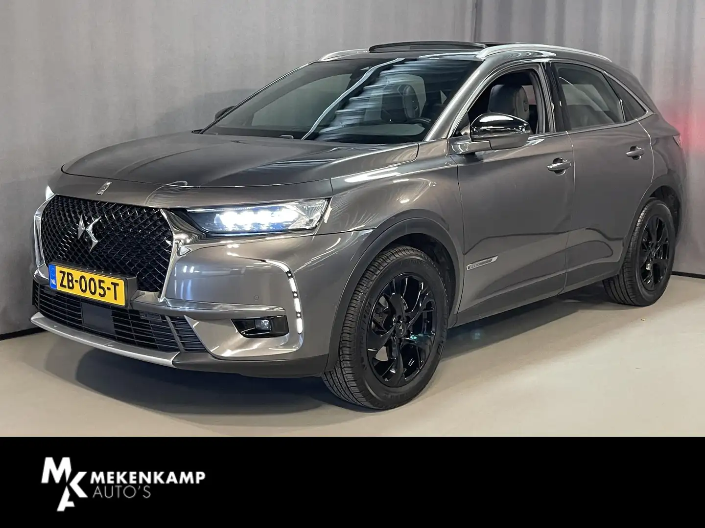 DS Automobiles DS 7 Crossback 1.6 PureTech So Chic 225pk 18"/Panoramadak/DS Insp Gris - 1