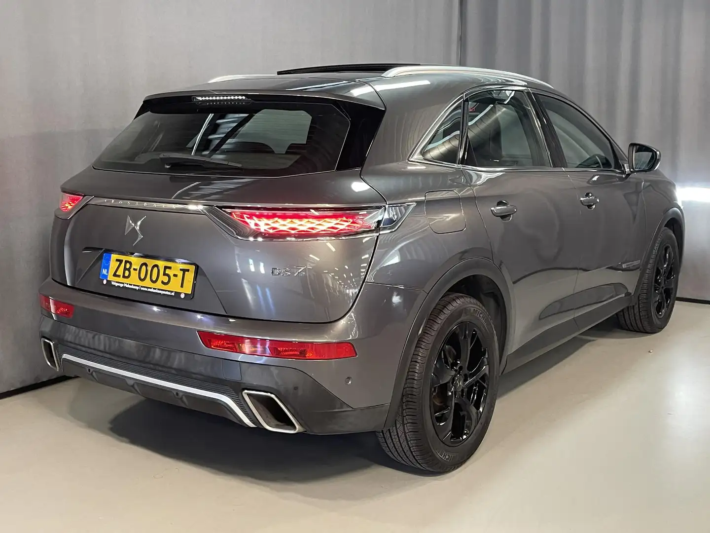 DS Automobiles DS 7 Crossback 1.6 PureTech So Chic 225pk 18"/Panoramadak/DS Insp Gris - 2