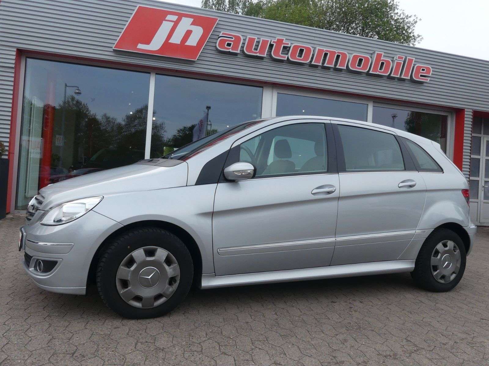 Second hand Mercedes Benz B-Class 170