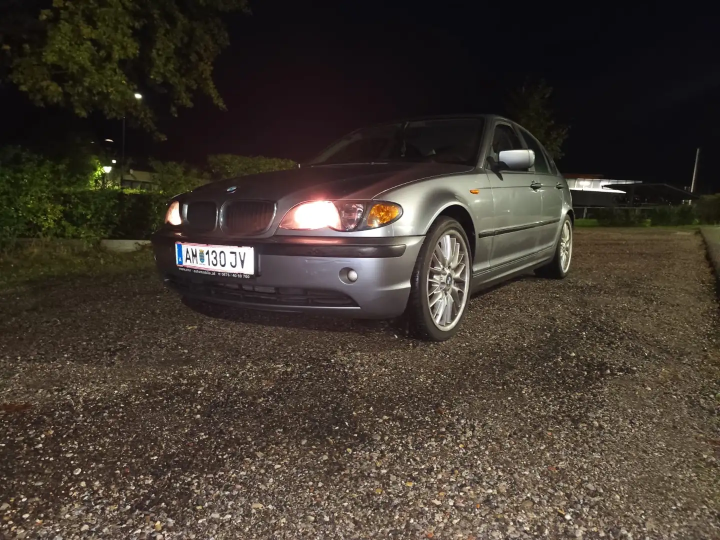 BMW 318 318d Österreich-Paket - 1