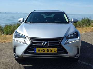 NX 200t