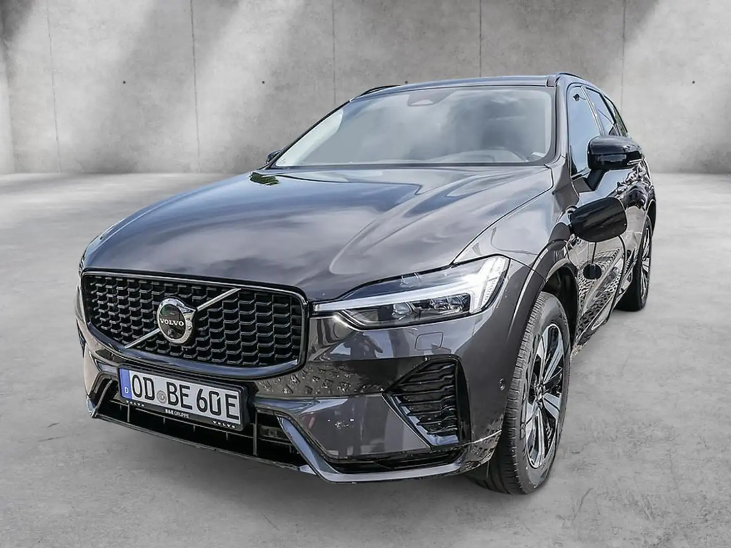 Volvo XC60 T6 AWD Plus Dark HGSD FACEL. STANDHZ LED Grau - 2
