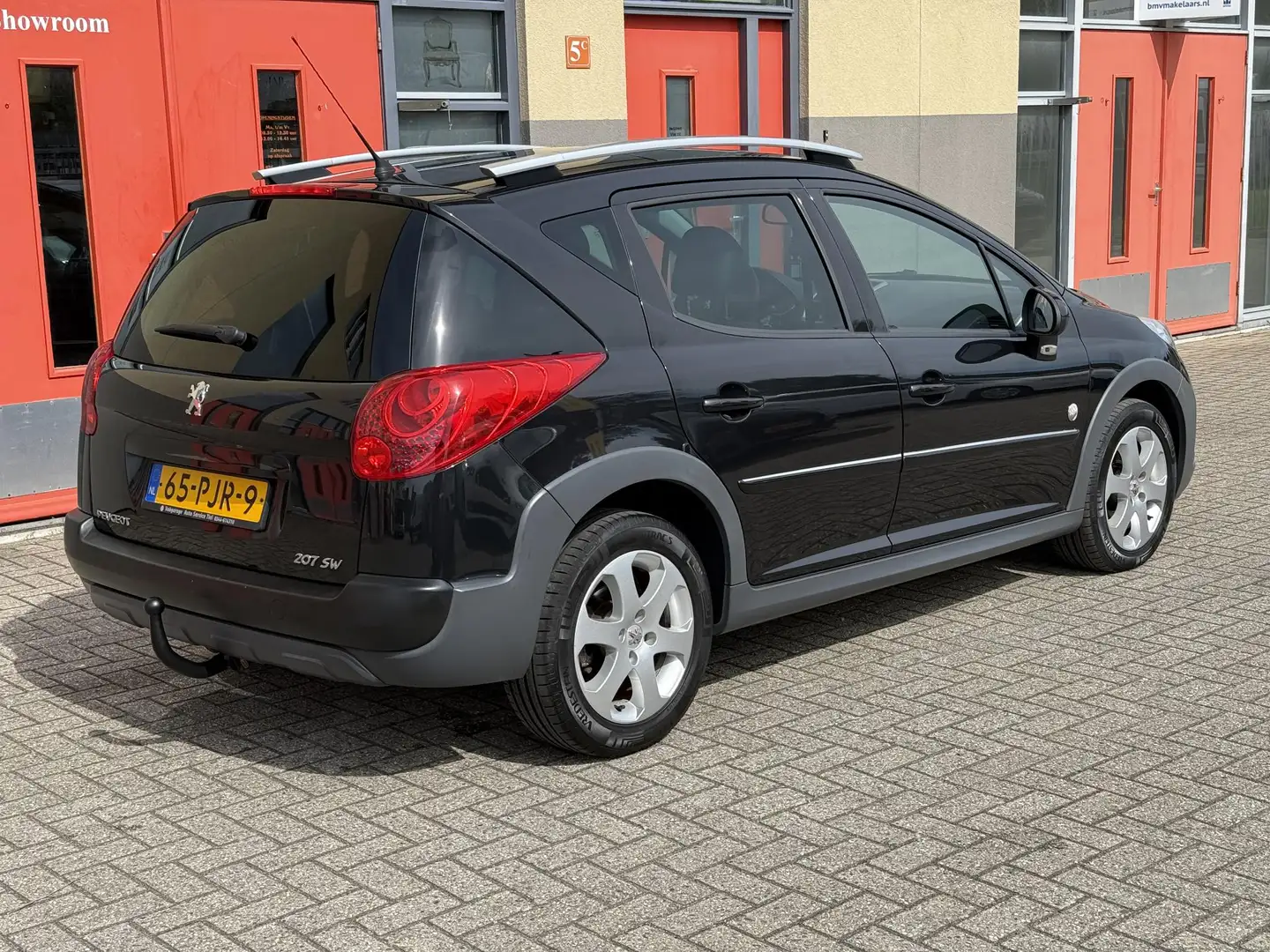 Peugeot 207 SW Outdoor 1.6 VTi, Panoramadak Schwarz - 2