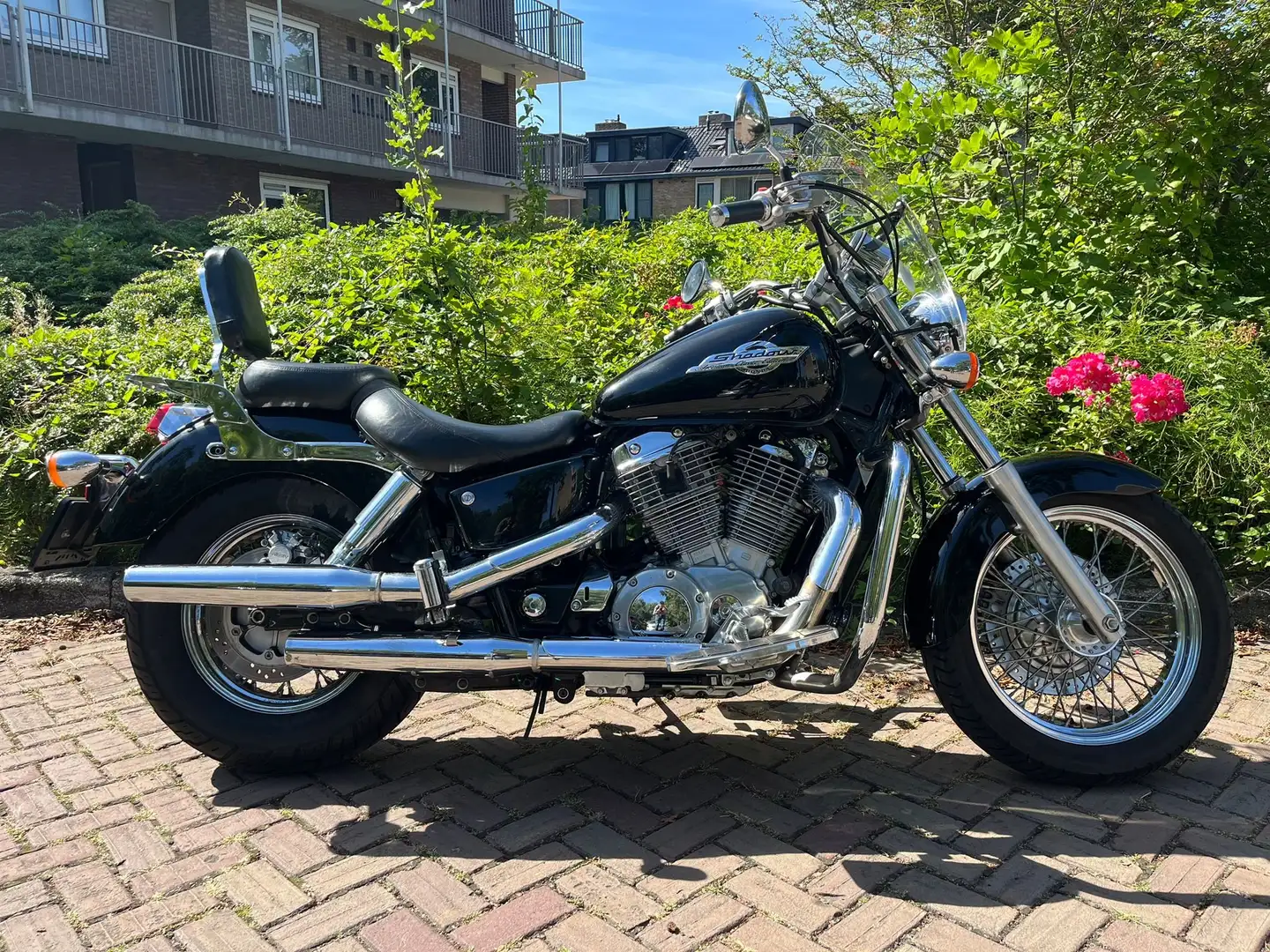 Honda VT 1100 Zwart - 1