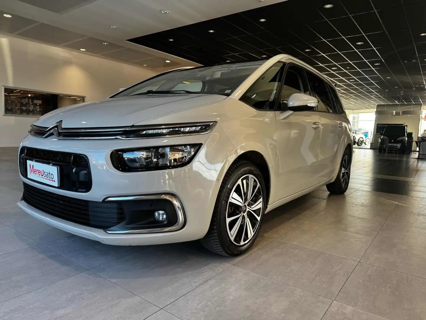 Citroen Grand C4 Picasso BlueHDi 120 S&S Shine Beige - 1