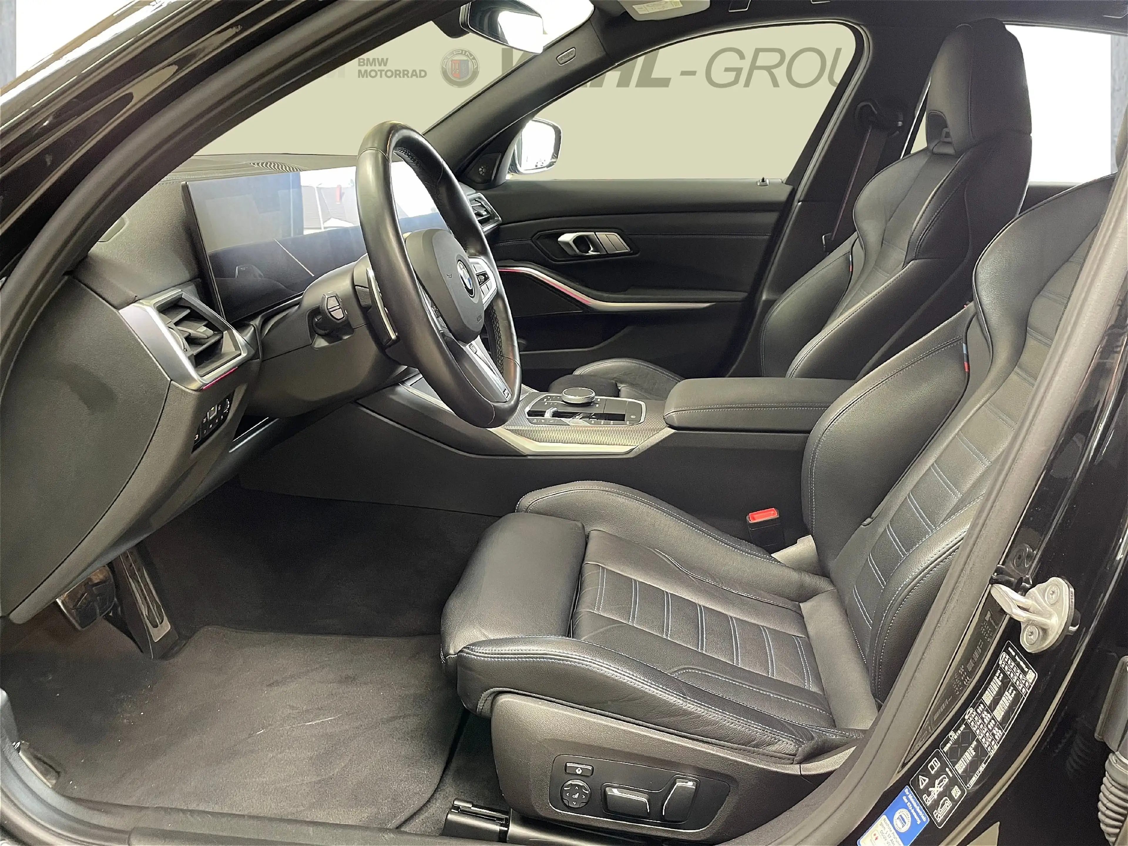 BMW 340 M340d xDrive Limousine — photo 7