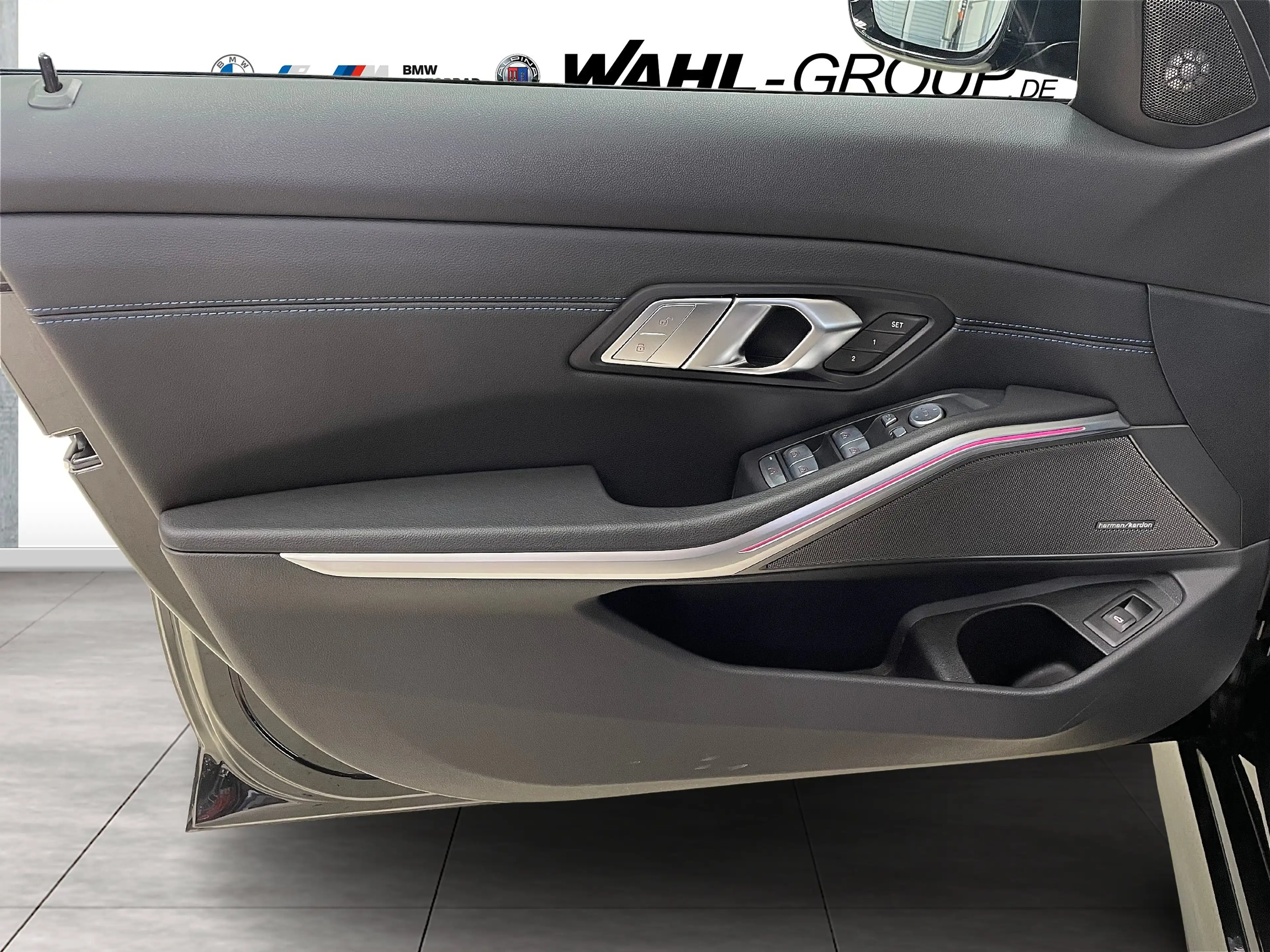 BMW 340 M340d xDrive Limousine — photo 12