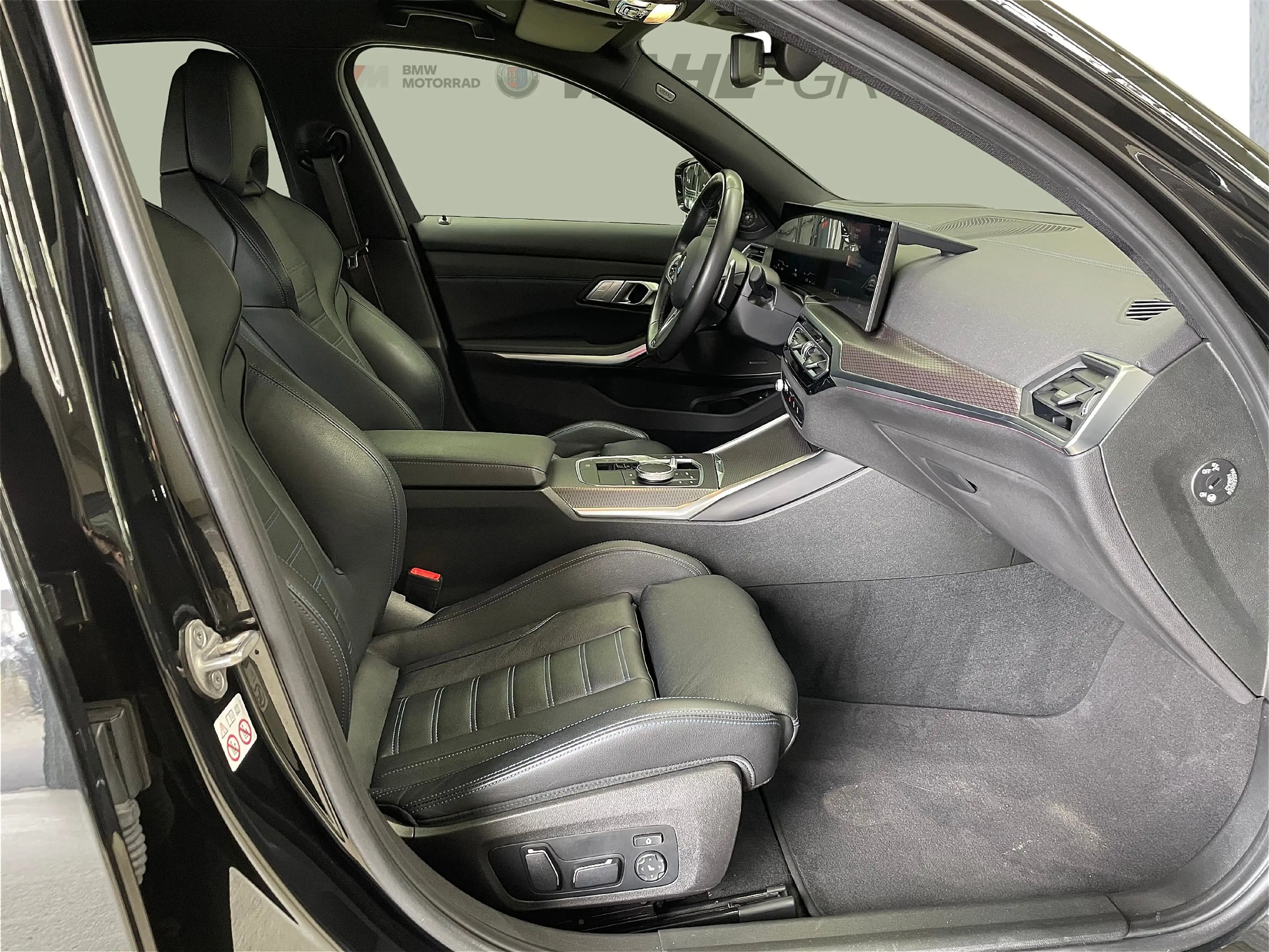 BMW 340 M340d xDrive Limousine — photo 8