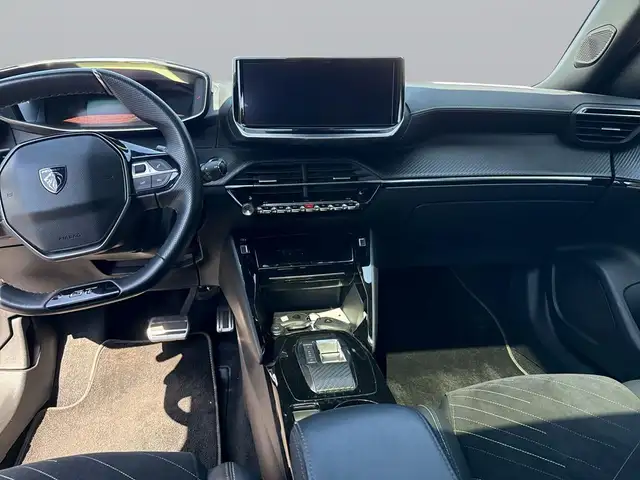 Peugeot 2008 view 11