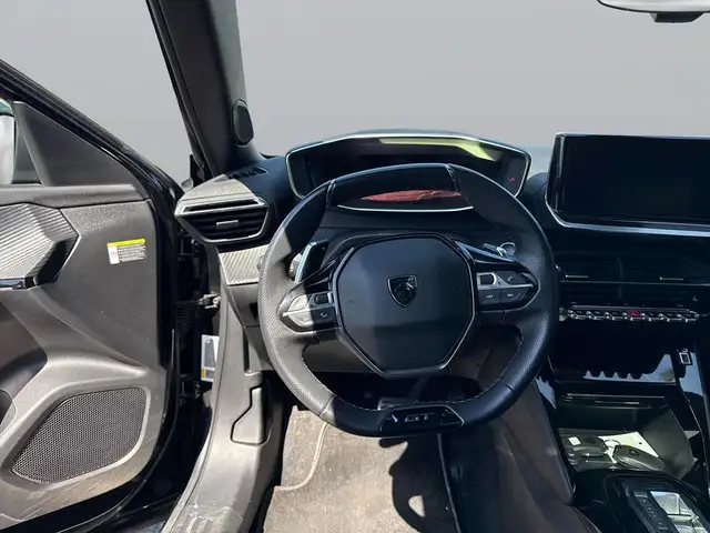 Peugeot 2008 view 14