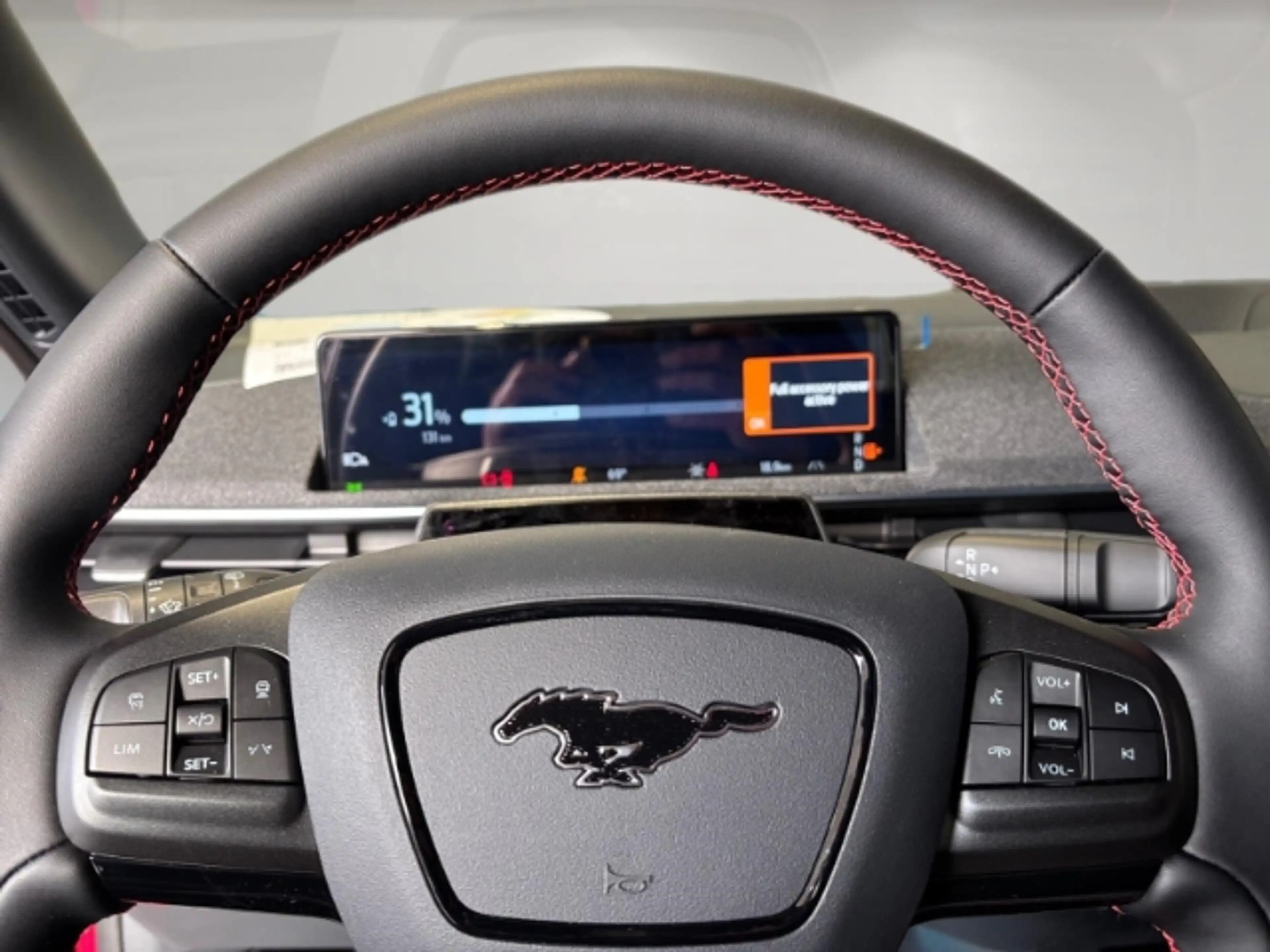 Ford Mustang Mach-E Premium Long Range RWD 88kWh *WÄRMEPUMPE*TECHNOLOG — photo 8