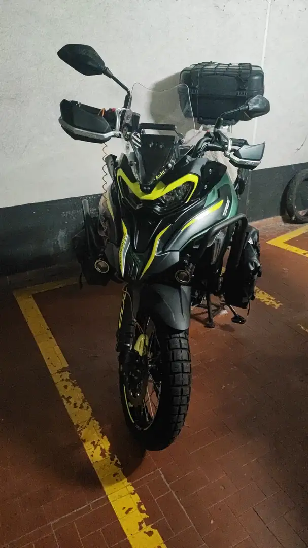 Benelli TRK 702 X Vert - 1