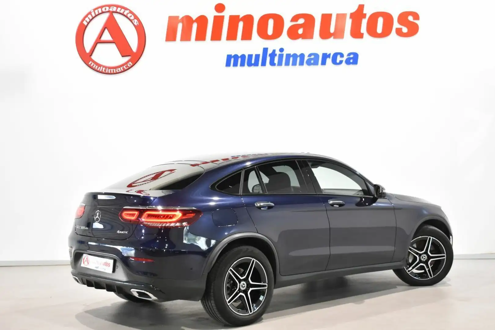 Mercedes-Benz GLC 300 DE 306 CV 4MATIC 9G-TRONIC AMG LINE Bleu - 2