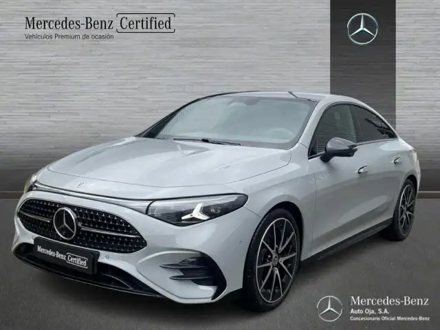 Mercedes-Benz CLA 180 con tecnología híbrida