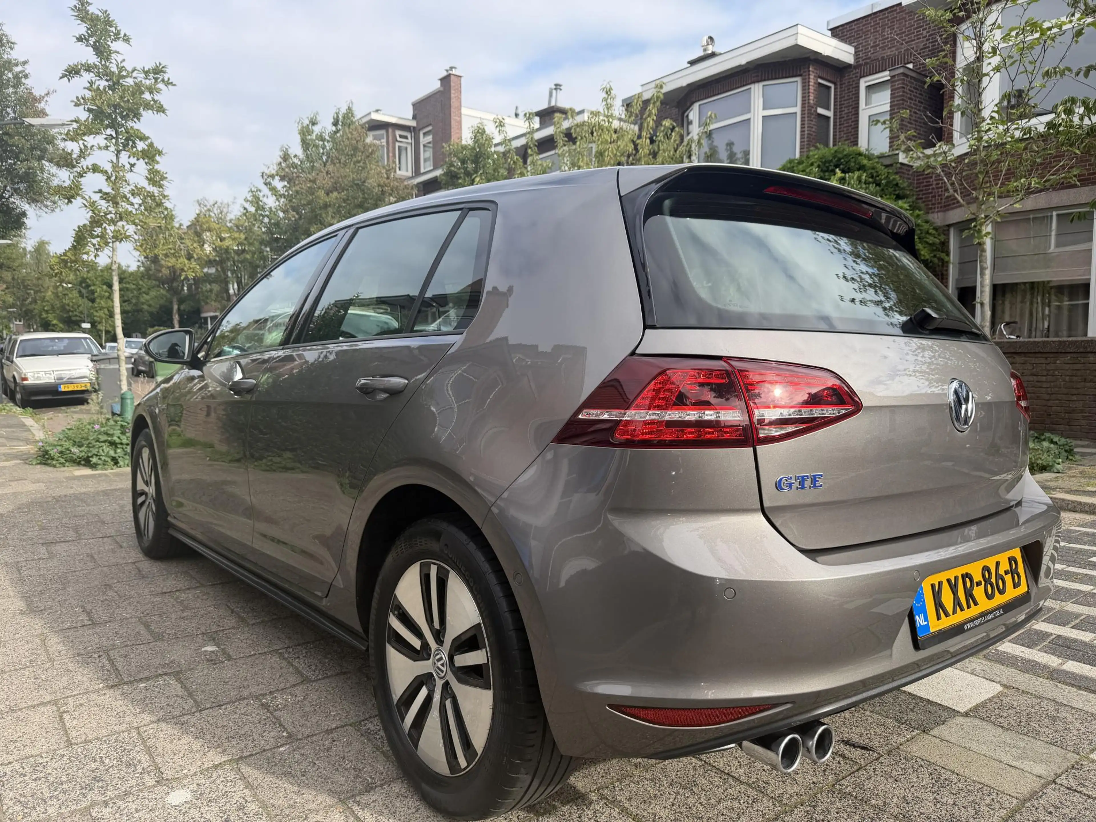 Volkswagen Golf GTE 1.4 TSI — photo 5