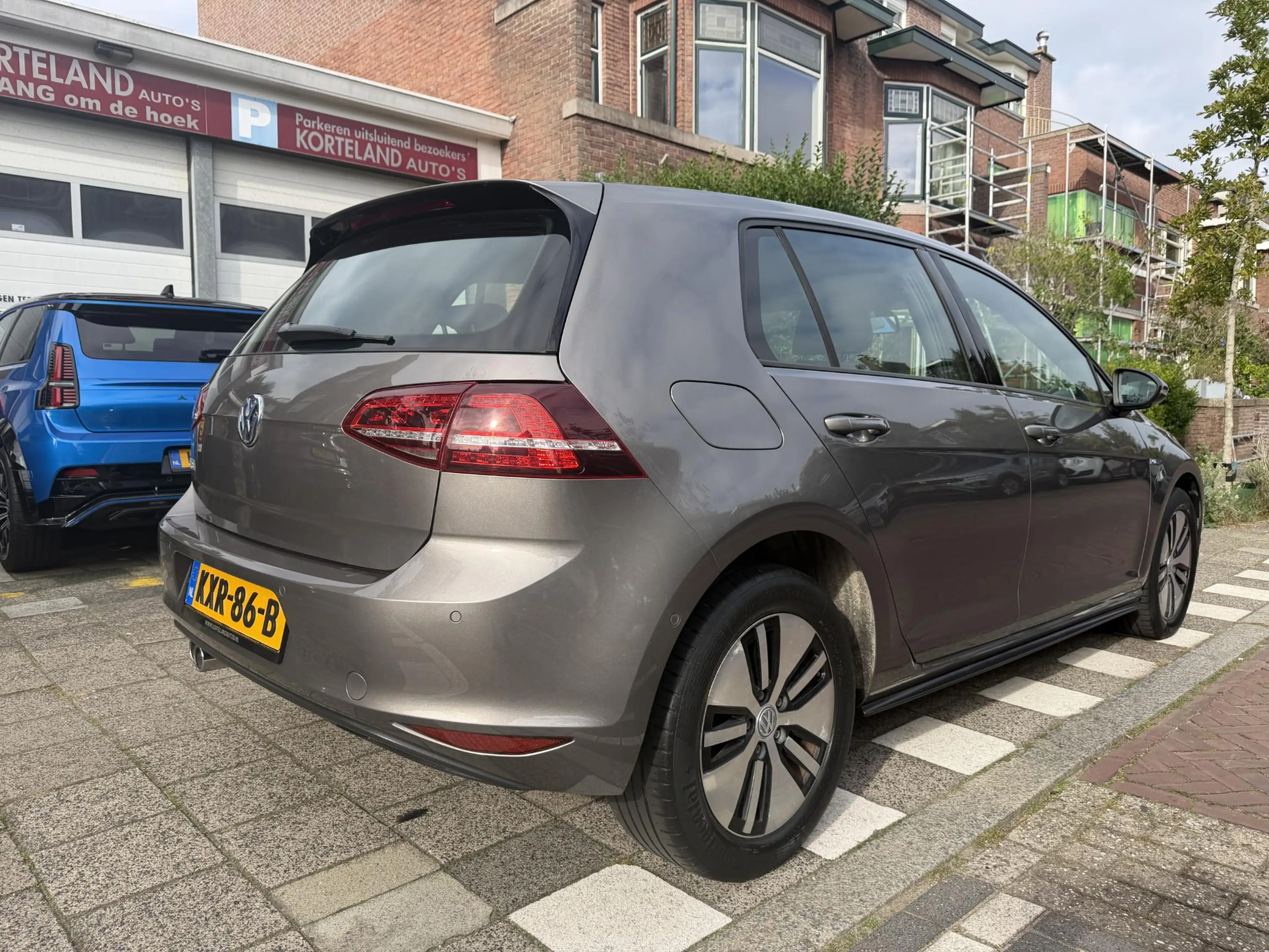 Volkswagen Golf GTE 1.4 TSI — photo 3