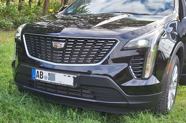 Imagine Cadillac XT4 XT4 350T AWD Luxury
