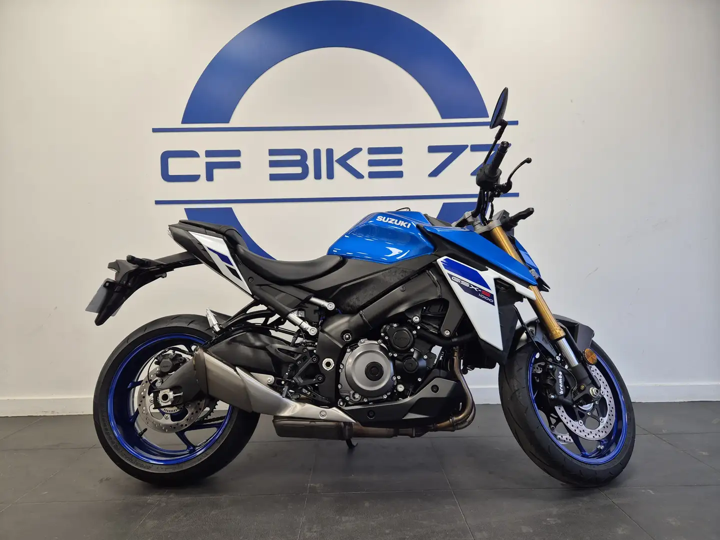 Suzuki GSX-S 1000 Azul - 1