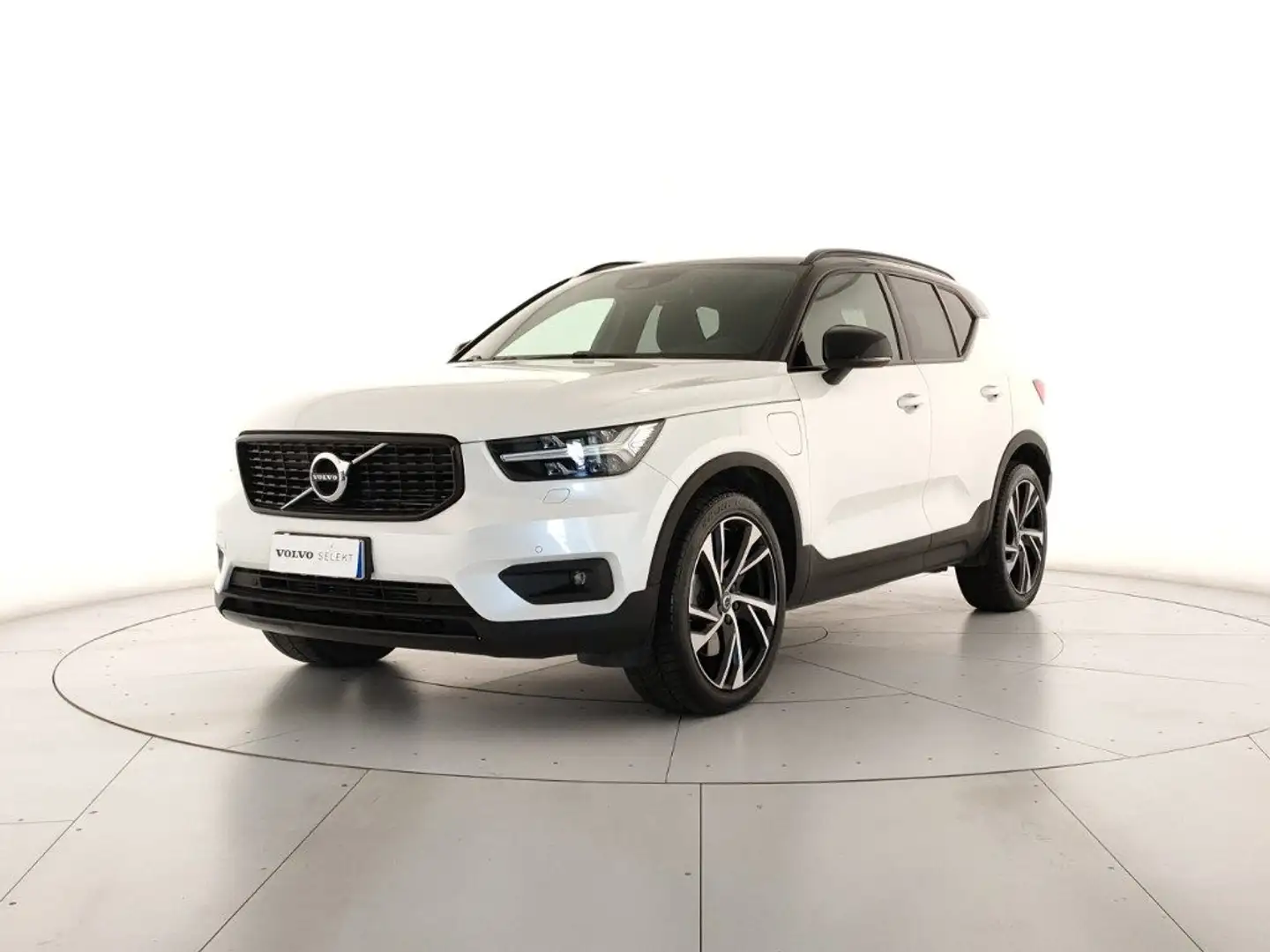 Volvo XC40 T5 Recharge Plug-in Hybrid R-design Bianco - 2
