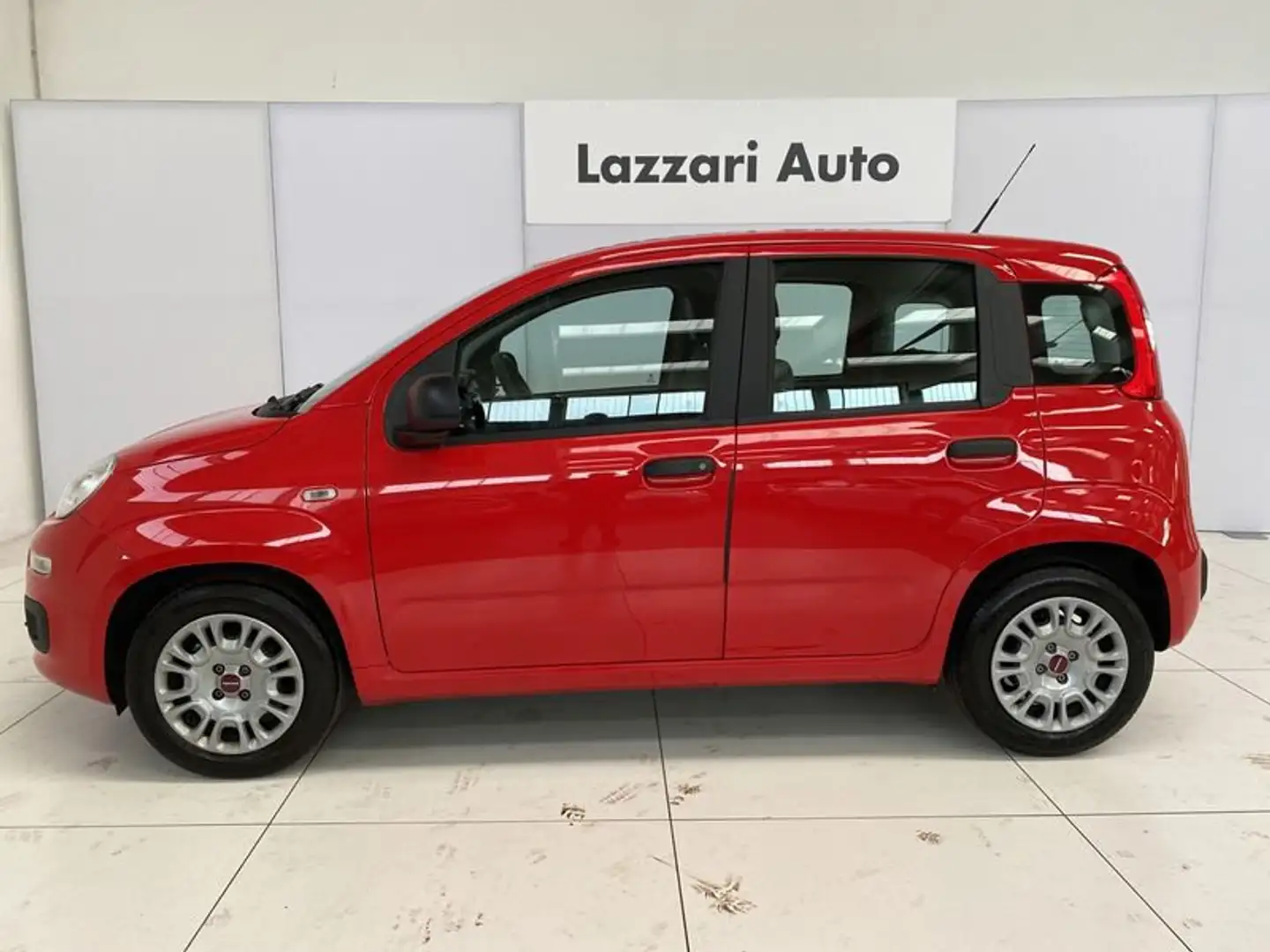 Fiat Panda 1.0 FireFly S&S Hybrid Rosso - 2