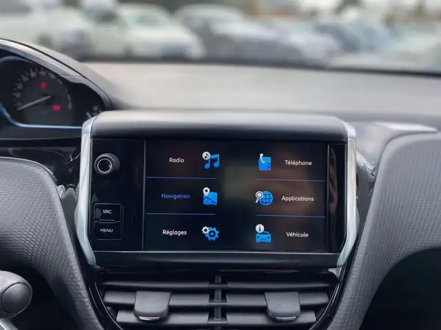 Peugeot 2008 view 14