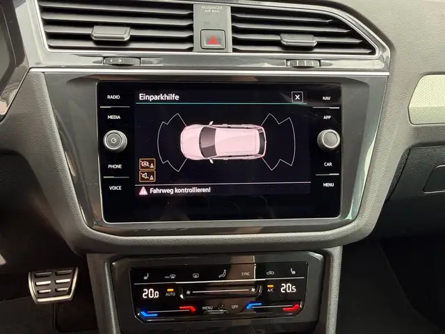 Volkswagen Tiguan view 13