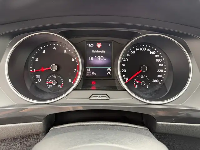 Volkswagen Tiguan view 12