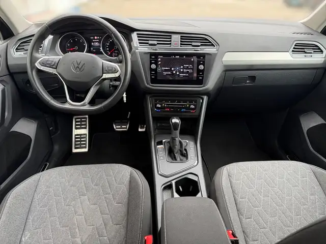 Volkswagen Tiguan view 8