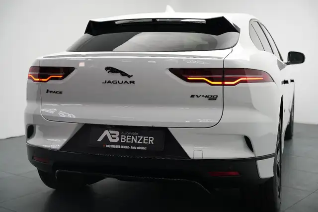 Jaguar I-Pace view 12