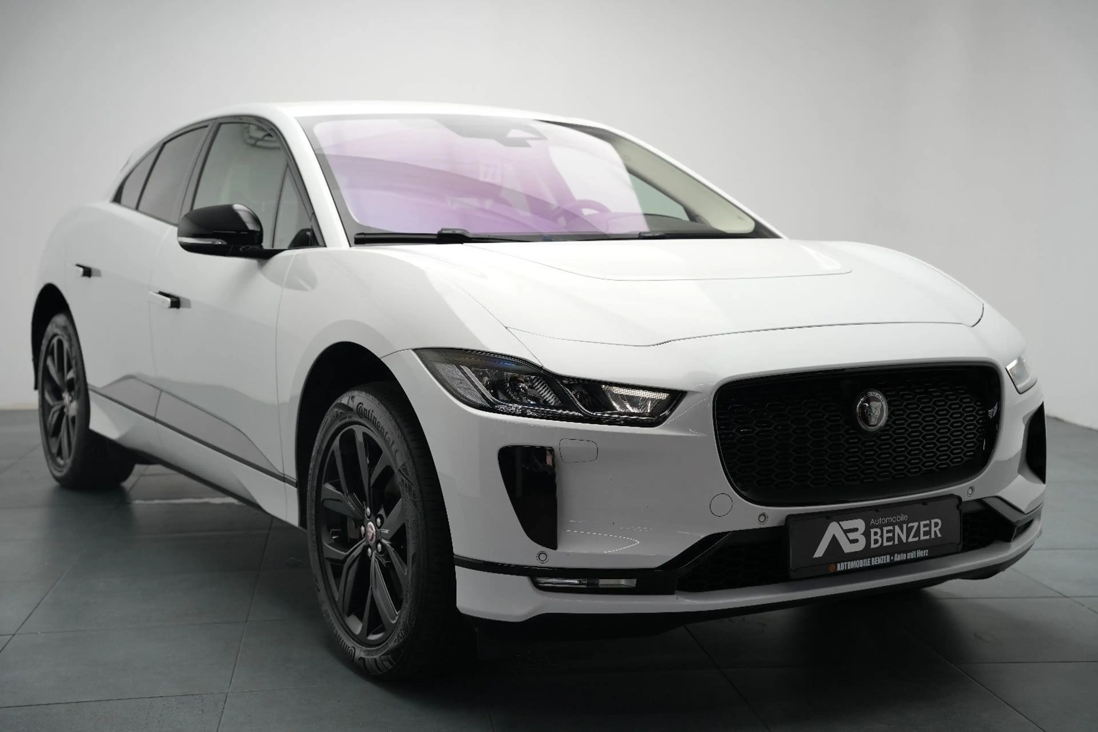 Jaguar I-Pace I-PACE 400 AWD/Black-Pack/CarPlay/MERIDIAN/89,6%