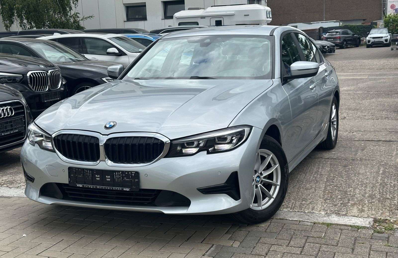 Second hand Bmw 3 Series 318d