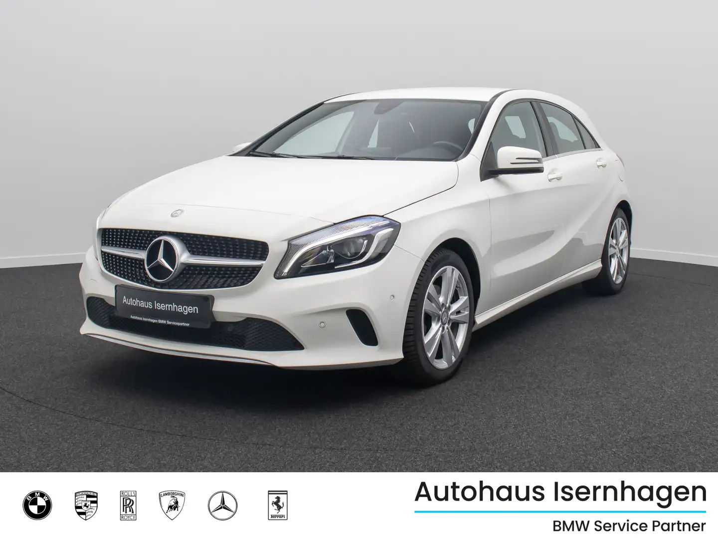 Mercedes-Benz BlueEfficiency Tempomat LED ParkAss NAVI Blanc - 1