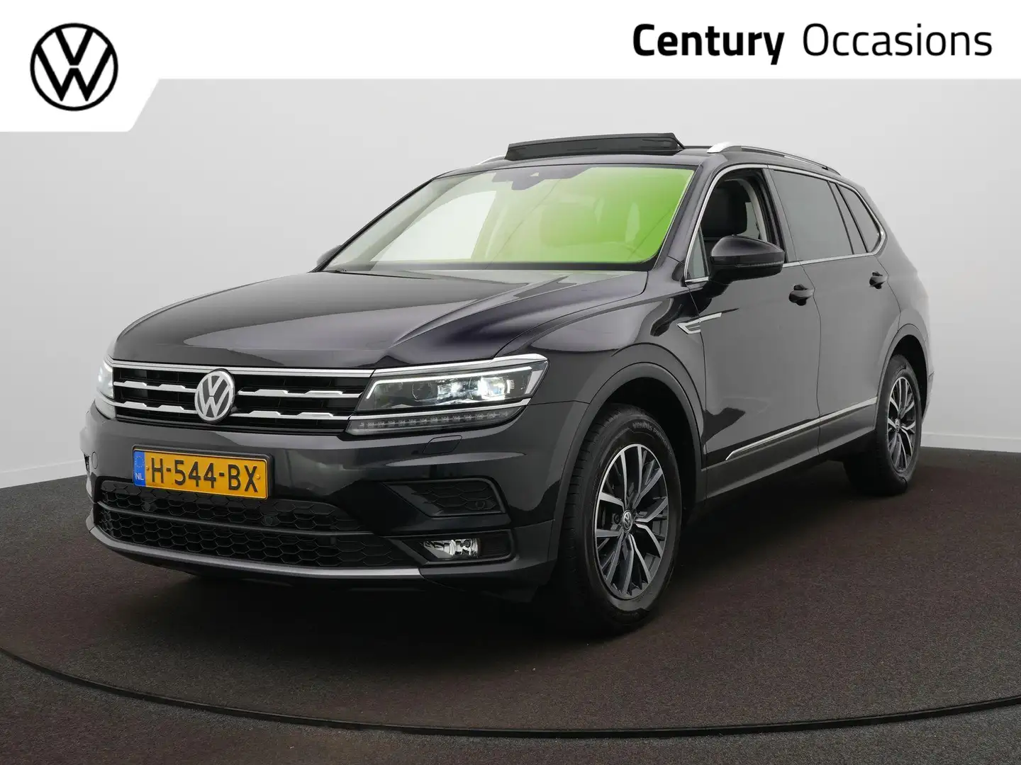 Volkswagen Tiguan Allspace 1.5 TSI Comfortline Business 7p. DSG / Panoramadak Zwart - 1