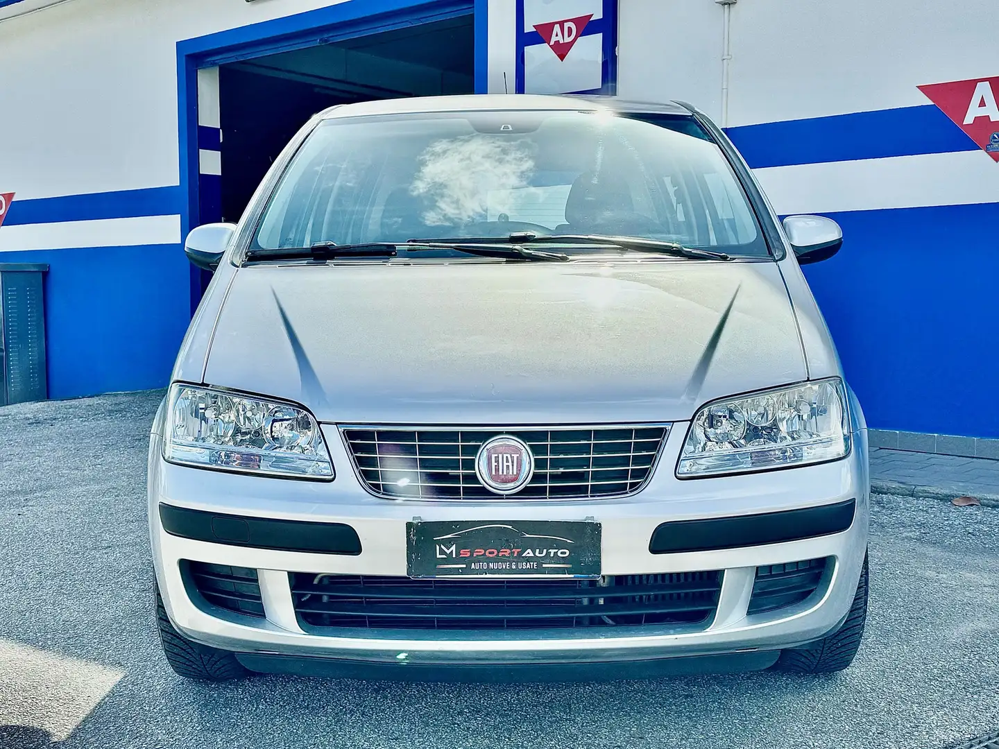 Fiat Idea 1.3 mjt 16v Emotion s&s 95cv Gümüş rengi - 2