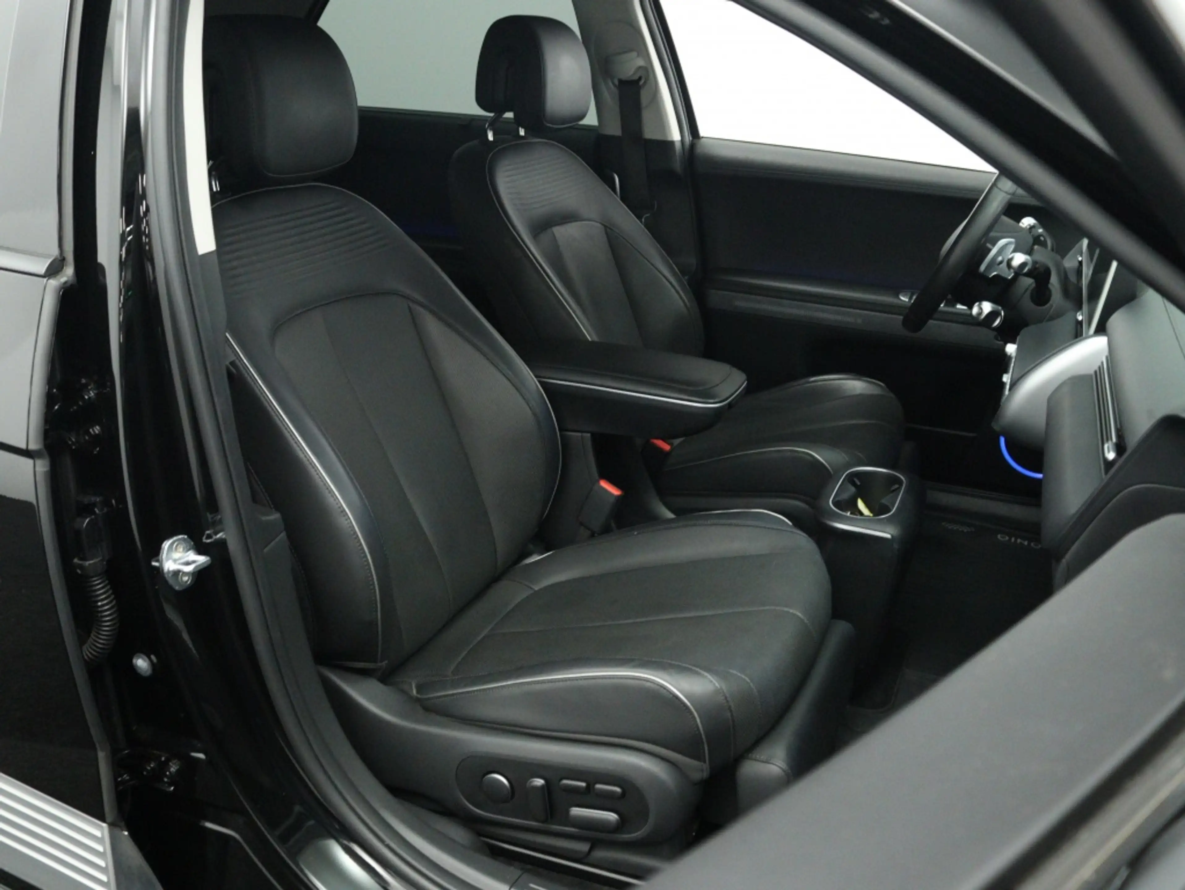 Hyundai IONIQ 5 Lounge 73kWh 2WD | Bose Audio | 360 camera | Leder — photo 10