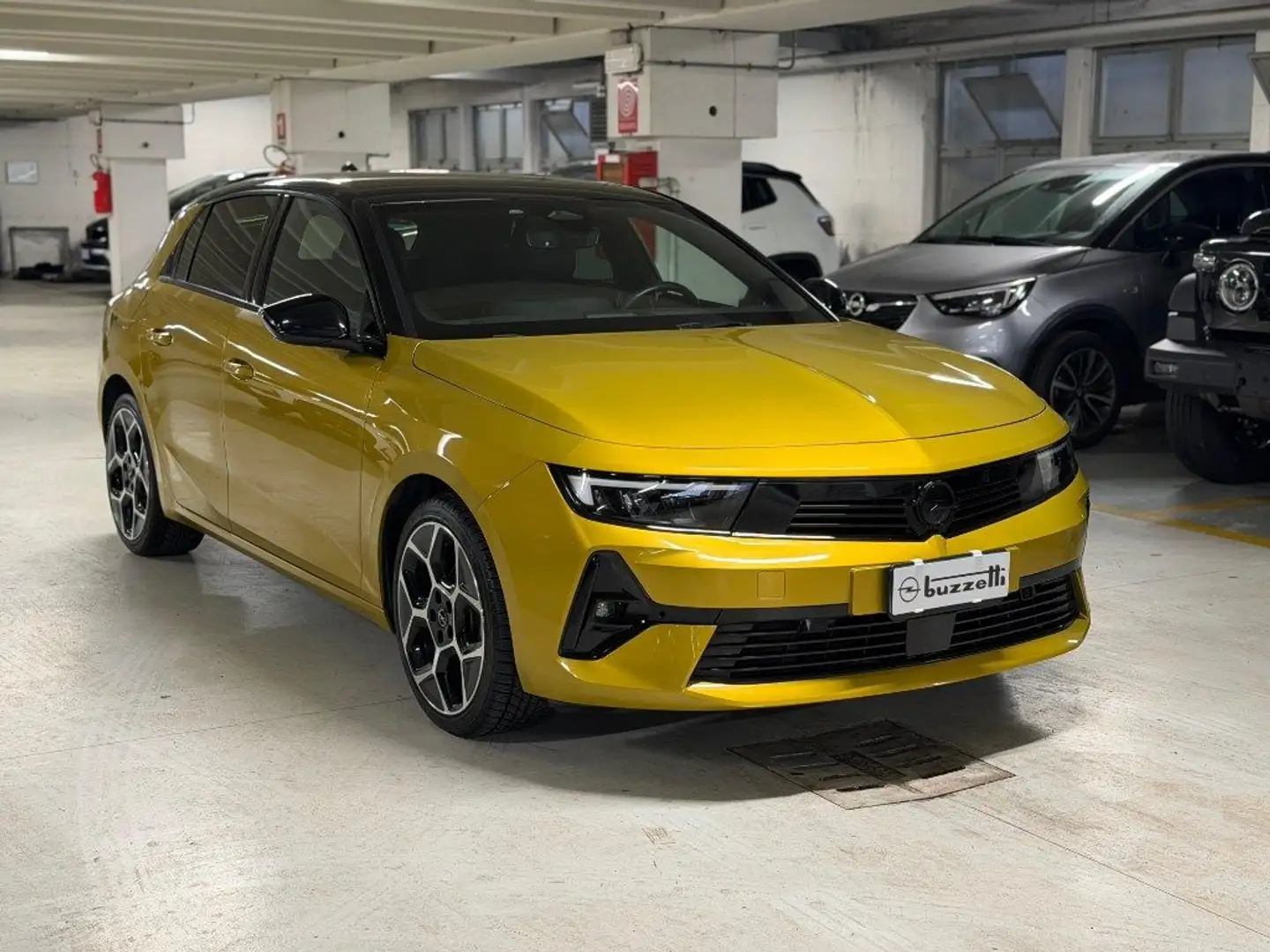 Opel Astra 1.2 Turbo 130 CV AT8 GS Gelb - 2