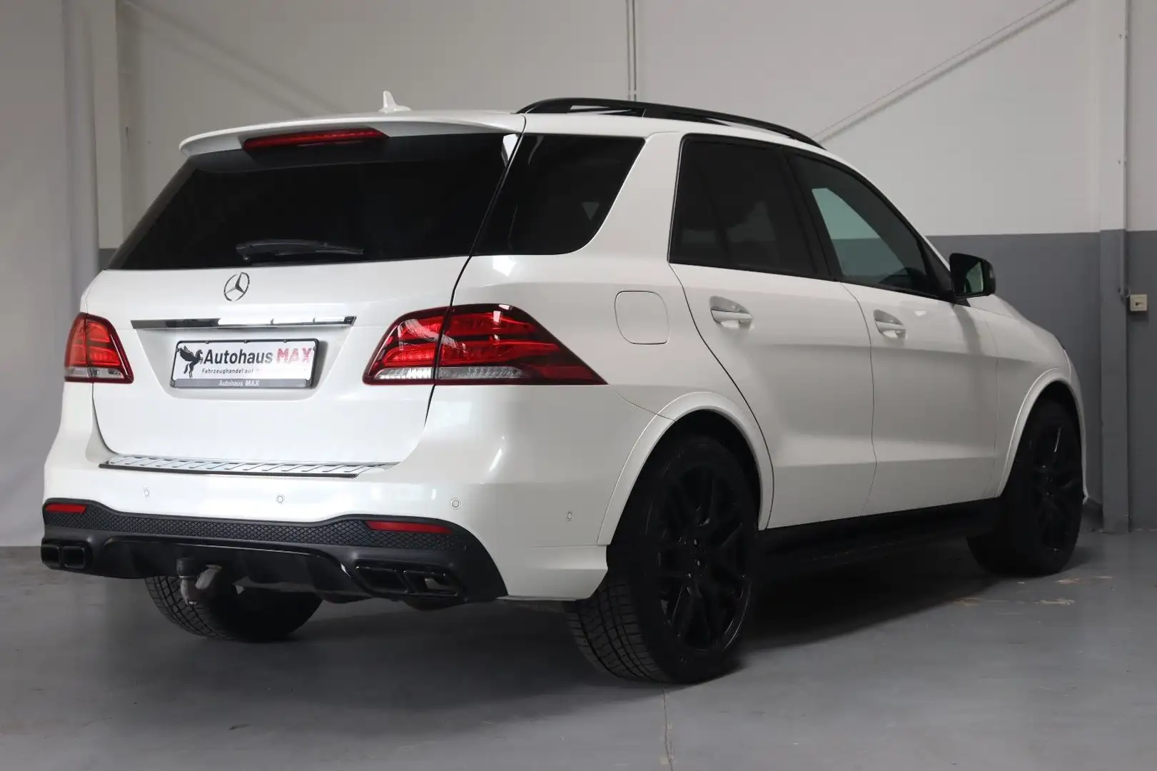 Mercedes-Benz GLE 63 AMG 4Matic~JungeSterne~360Kam~Performance Weiß - 2