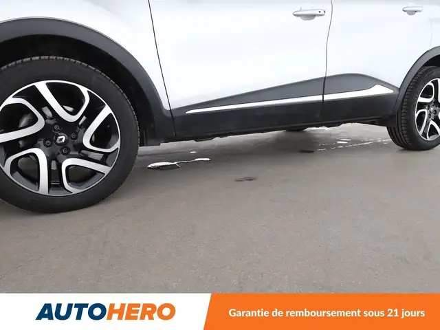 Renault Captur view 30