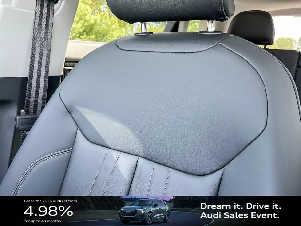 Audi Q3 снимка Audi Q3