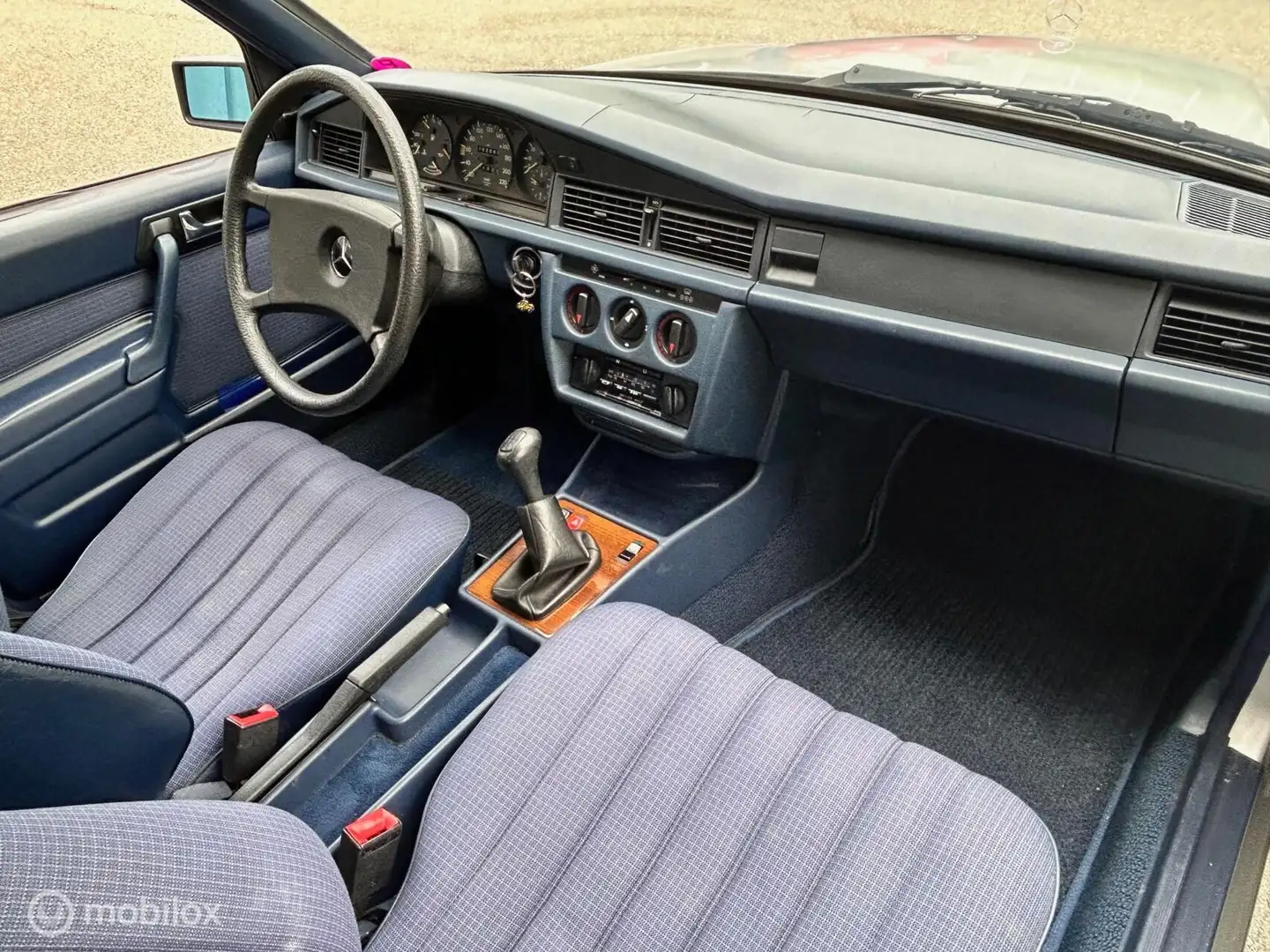 Mercedes-Benz 190 190E vijfbak 102.000 km! Grijs - 2