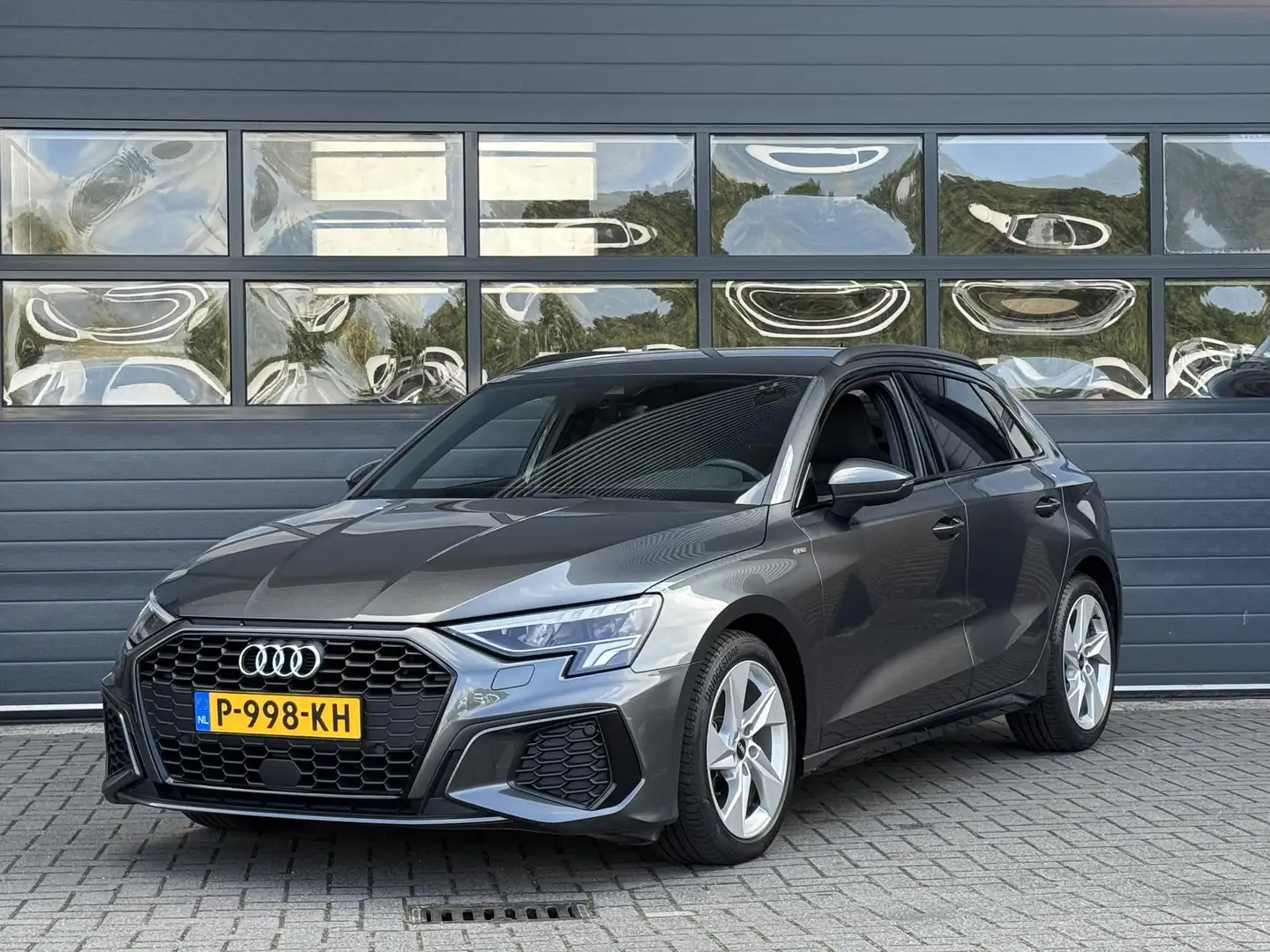 Audi A3 SPORTBACK 30 TFSI S EDITION I S-LINE I APPLE CARPL Gris - 1