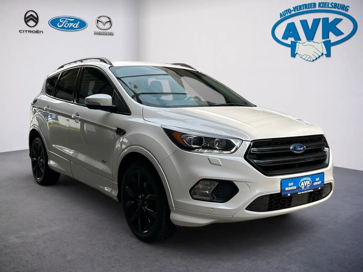 Ford Kuga ST-Line AWD, Autom. mit AHK 2100KG Weiß - 1