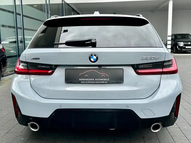BMW 3 Series view 7