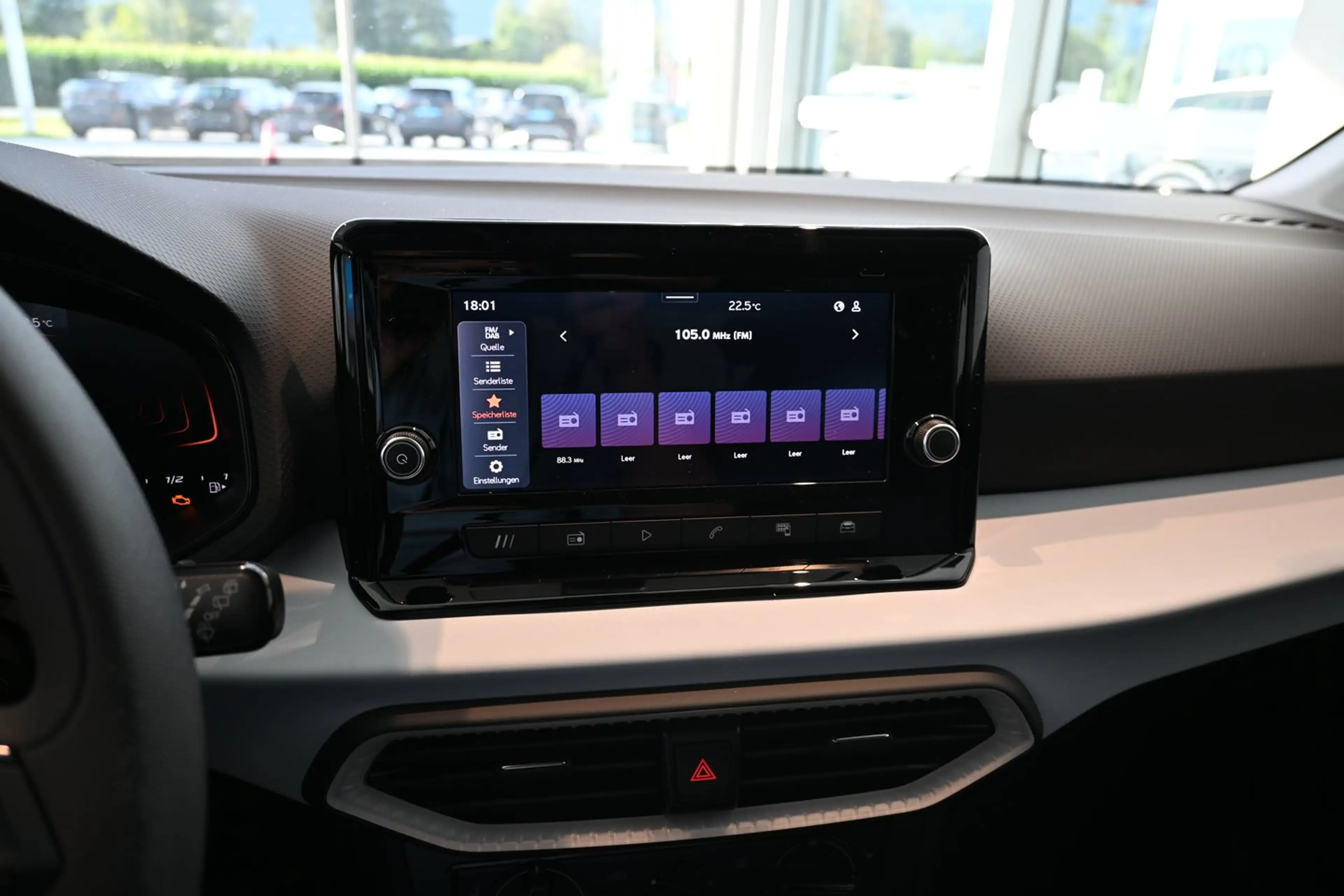 SEAT Arona Reference Edition 1.0 TSI — photo 10