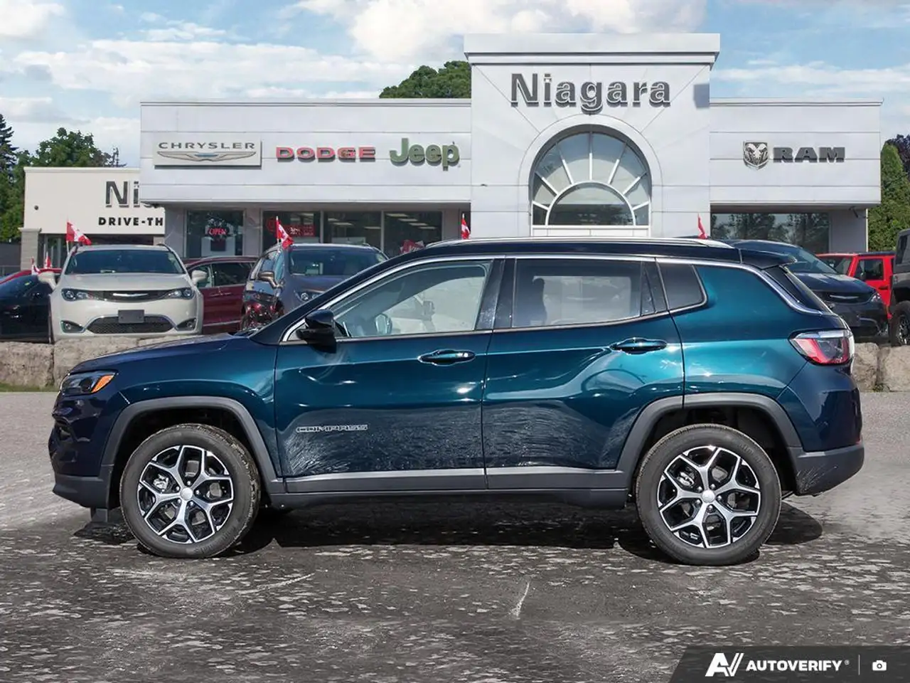 Jeep Compass снимка Jeep Compass