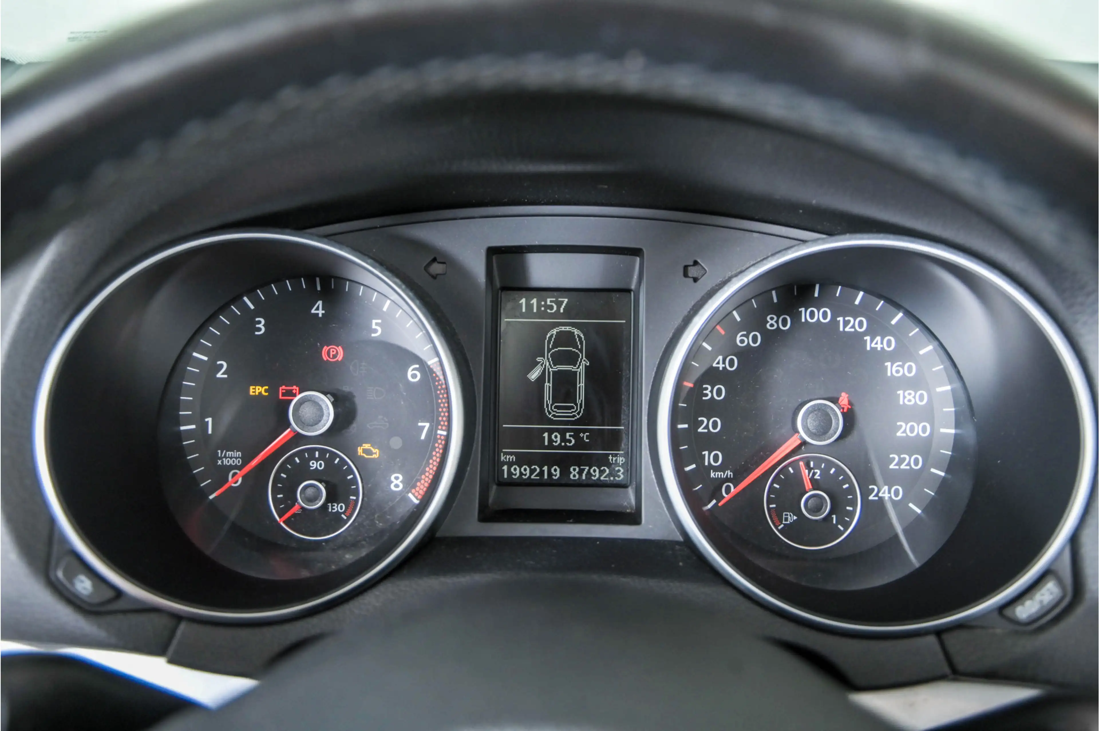 Volkswagen Golf Cabriolet 1.2 TSI BlueMotion — photo 15
