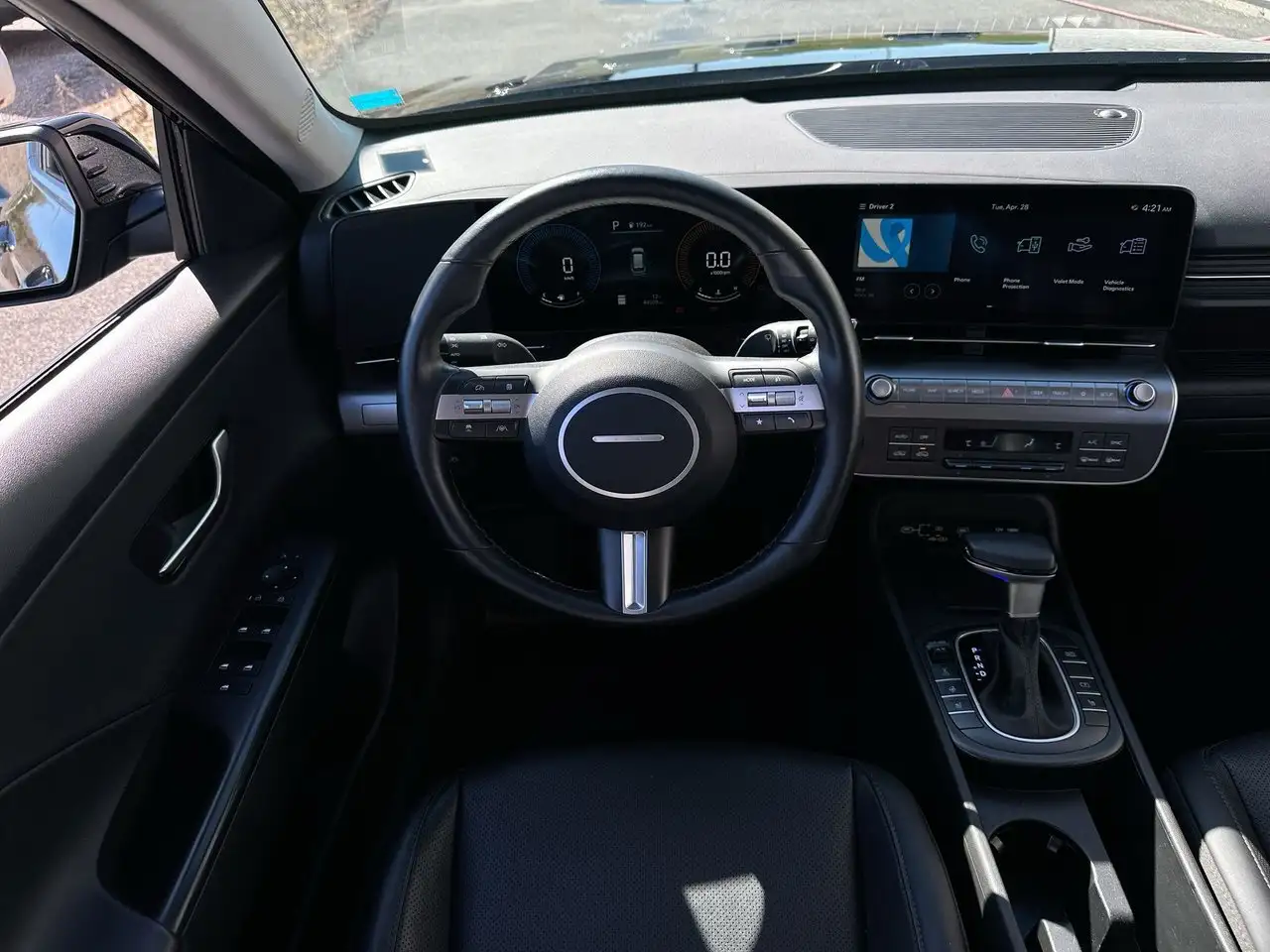 Hyundai KONA снимка Hyundai KONA