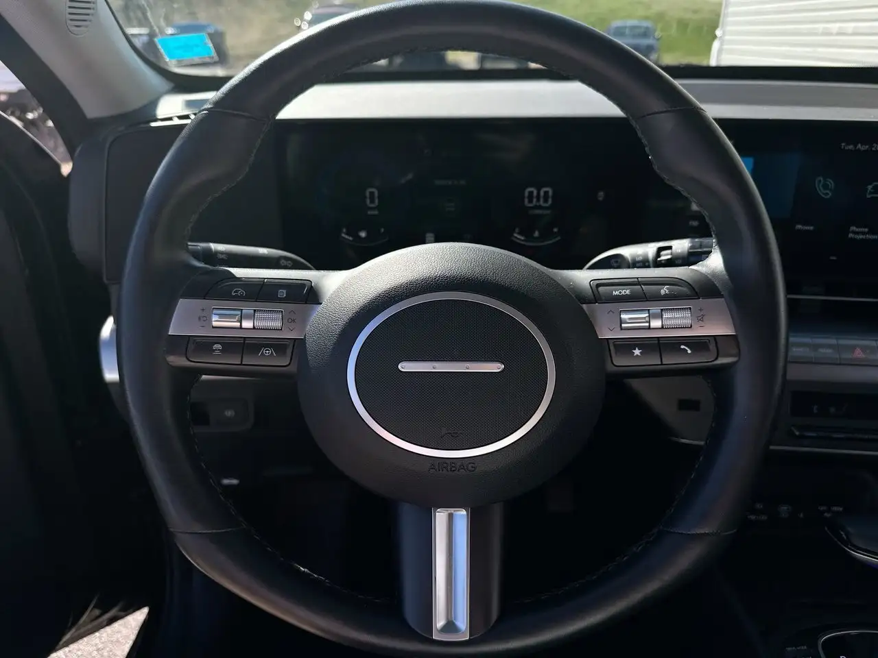 Hyundai KONA снимка Hyundai KONA