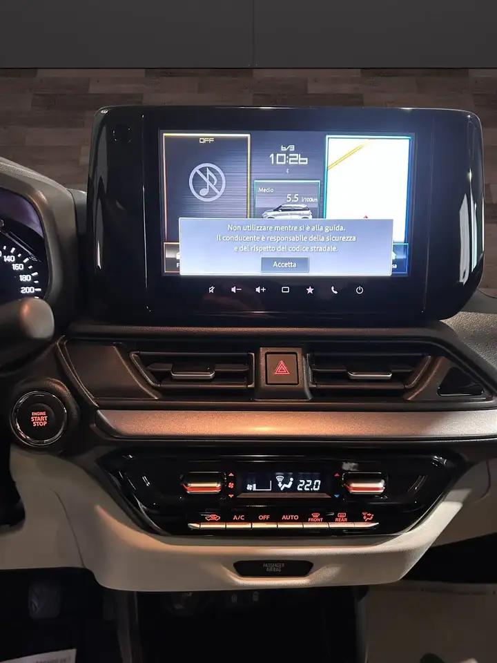Suzuki Swift 1.2h Top 2wd KM0!!, миниатюра 10