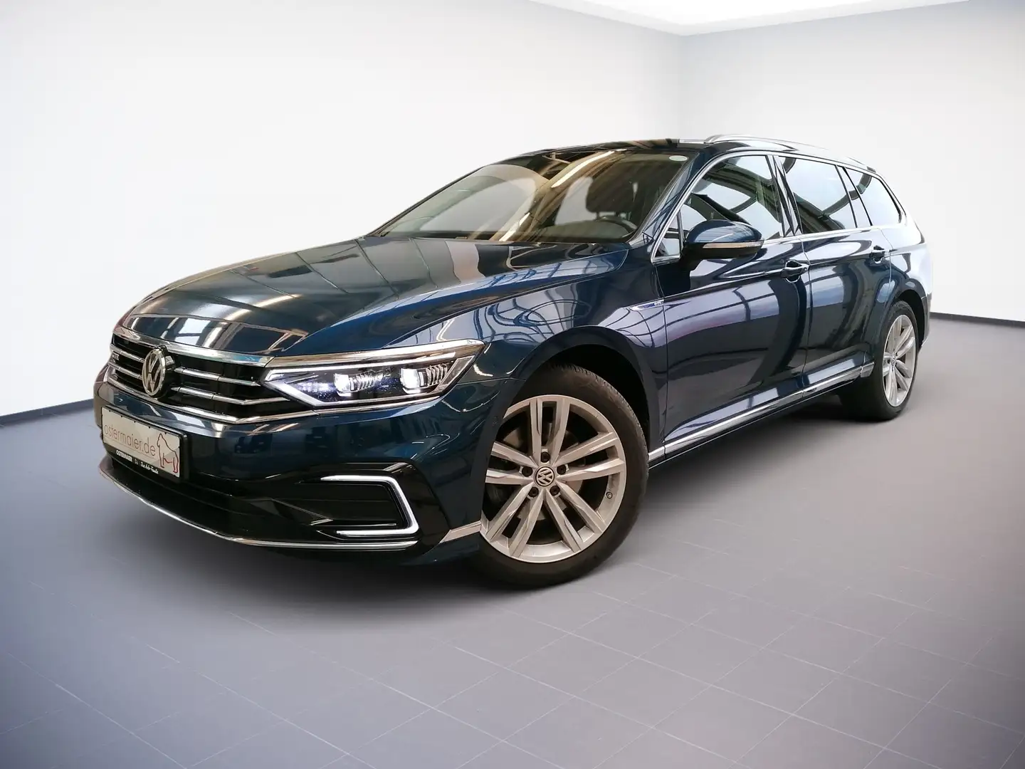 Volkswagen Passat GTE R-Line 1.4TSI DCC.IQ.360°.STHZG.DYNA.DSG.NAV.V Blau - 2